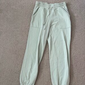 Universal Thread Sage Green Jogger Pants